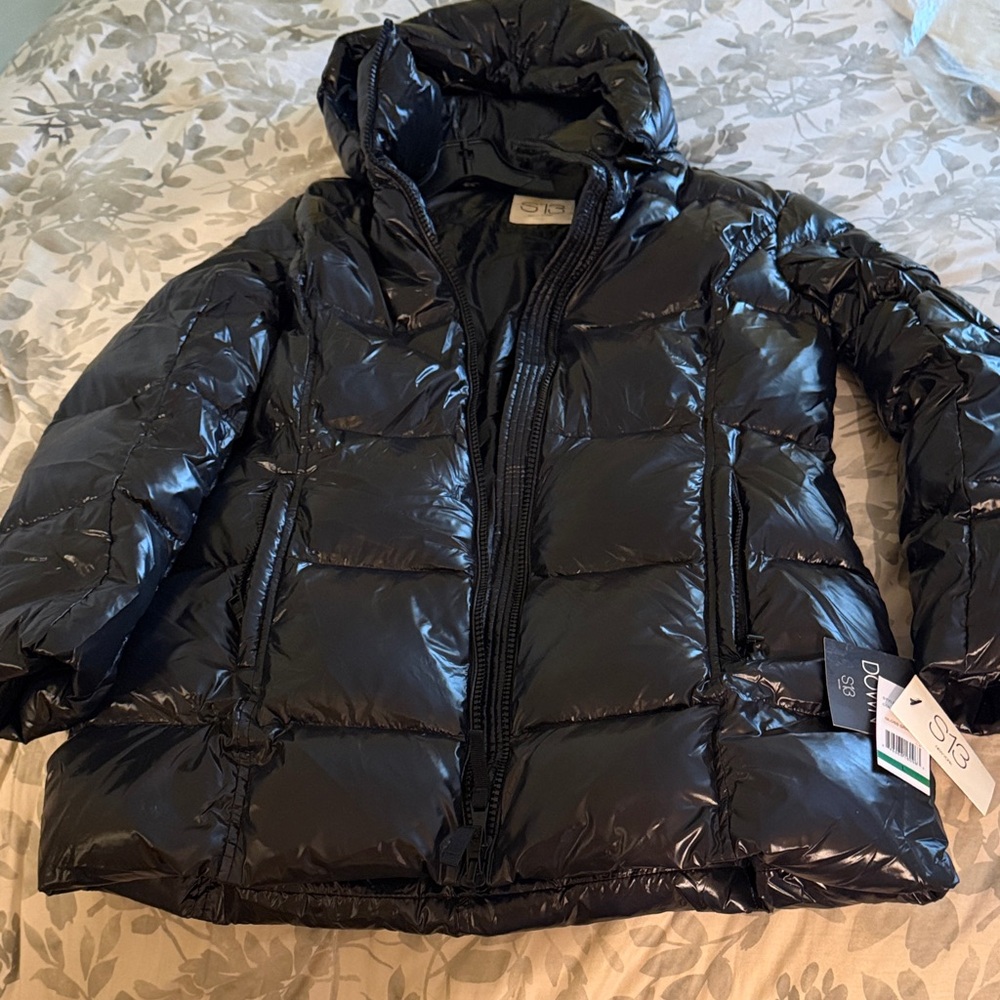 DKNY Glossy Black Puffer Jacket